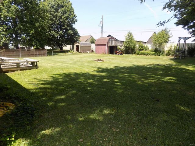 8666 Hanover Drive, Newburgh, IN 47630