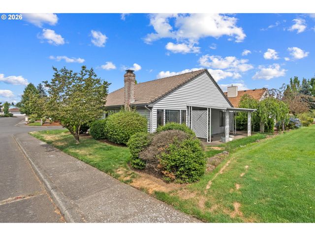 2204 Ne 158TH Ave, Portland, OR 97230