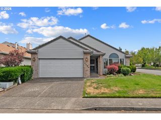 2204 Ne 158TH Ave, Portland, OR 97230
