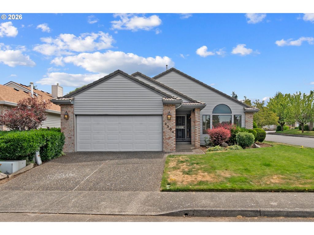 2204 Ne 158TH Ave, Portland, OR 97230