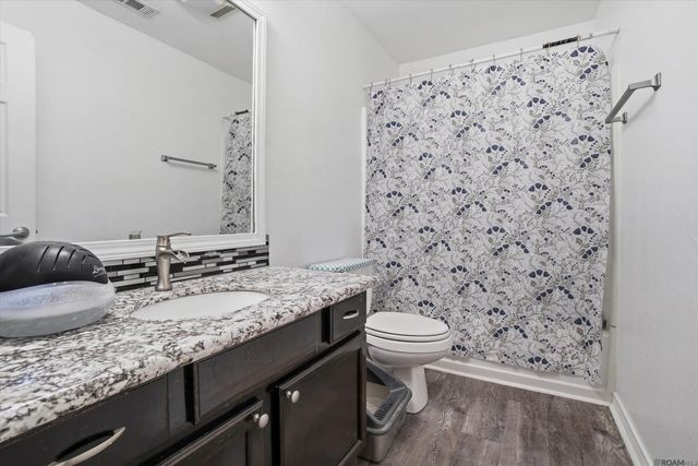 23949 Southpark Ln, Denham Springs, LA 70726