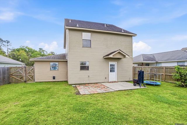 23949 Southpark Ln, Denham Springs, LA 70726