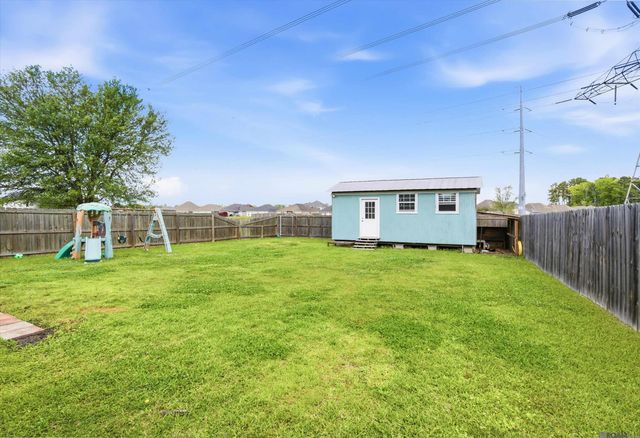 23949 Southpark Ln, Denham Springs, LA 70726