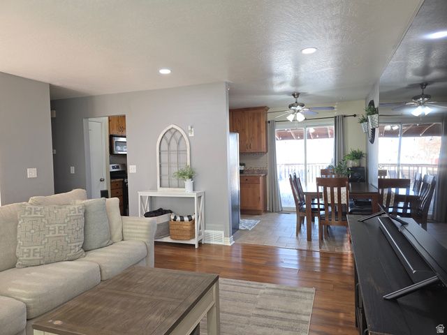 7933 S 2940 W, West Jordan, UT 84088