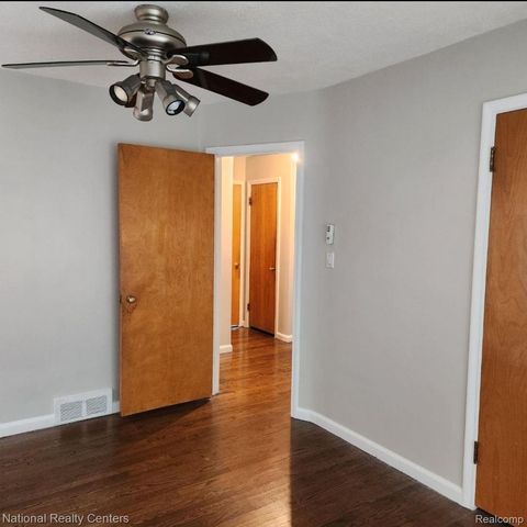 17190 Lennane Street, Redford Charter Township, MI 48240