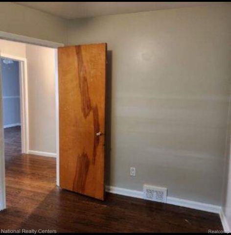 17190 Lennane Street, Redford Charter Township, MI 48240