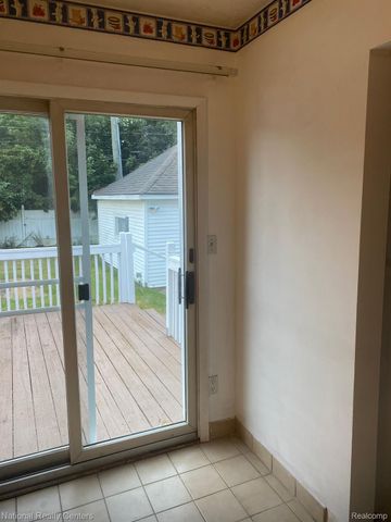 17190 Lennane Street, Redford Charter Township, MI 48240