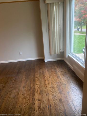 17190 Lennane Street, Redford Charter Township, MI 48240