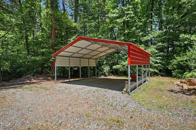 118 Crows Creek Road, Pittsboro, NC 27312