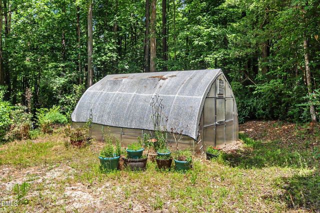 118 Crows Creek Road, Pittsboro, NC 27312