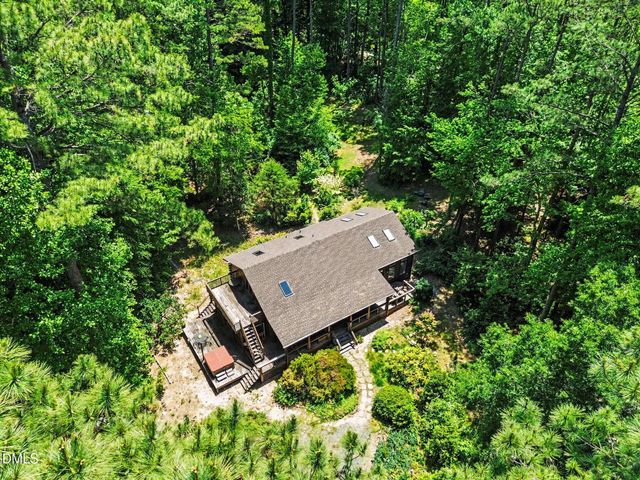 118 Crows Creek Road, Pittsboro, NC 27312