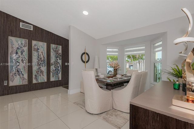 22173 SW 98th Ct, Cutler Bay, FL 33190