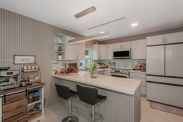 22173 SW 98th Ct, Cutler Bay, FL 33190