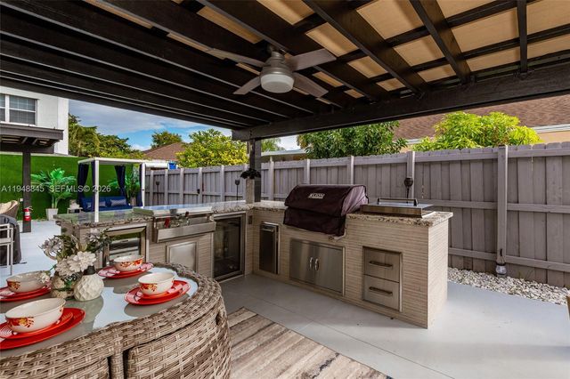 22173 SW 98th Ct, Cutler Bay, FL 33190