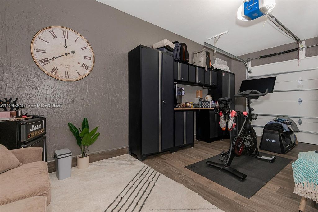 22173 SW 98th Ct, Cutler Bay, FL 33190