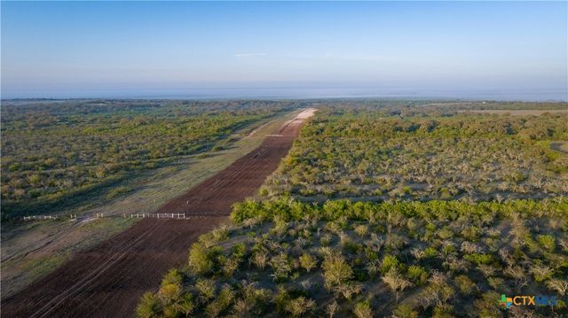 8440 State Highway 239, Goliad, TX 77963