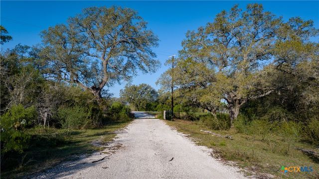 8440 State Highway 239, Goliad, TX 77963