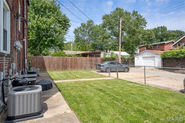 5023 Lansdowne Avenue, St Louis, MO 63109