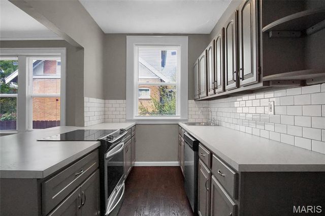 5023 Lansdowne Avenue, St Louis, MO 63109
