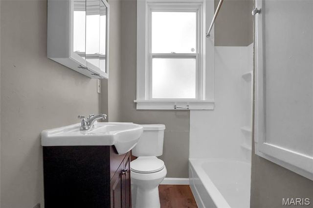 5023 Lansdowne Avenue, St Louis, MO 63109