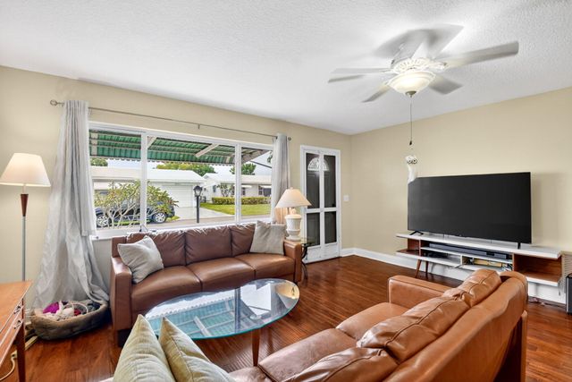 112 SW 9th Street, Boynton Beach, FL 33426