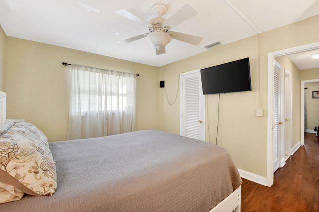 112 SW 9th Street, Boynton Beach, FL 33426