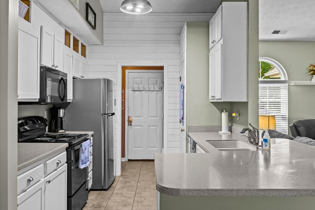 132 Copperfield Lane, Georgetown, KY 40324