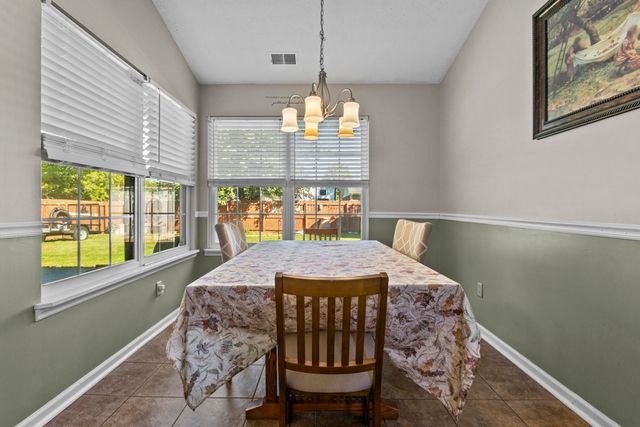 132 Copperfield Lane, Georgetown, KY 40324