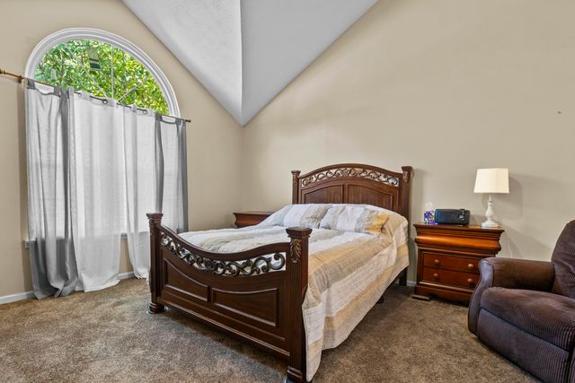 132 Copperfield Lane, Georgetown, KY 40324