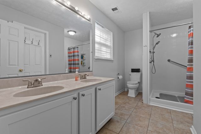 132 Copperfield Lane, Georgetown, KY 40324