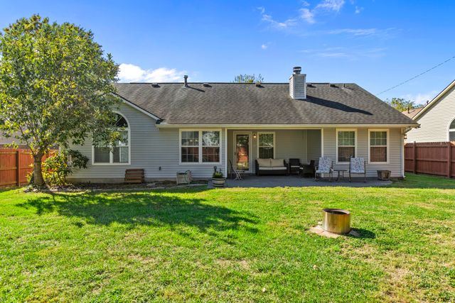 132 Copperfield Lane, Georgetown, KY 40324