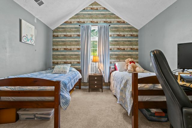 132 Copperfield Lane, Georgetown, KY 40324