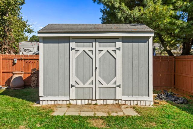 132 Copperfield Lane, Georgetown, KY 40324