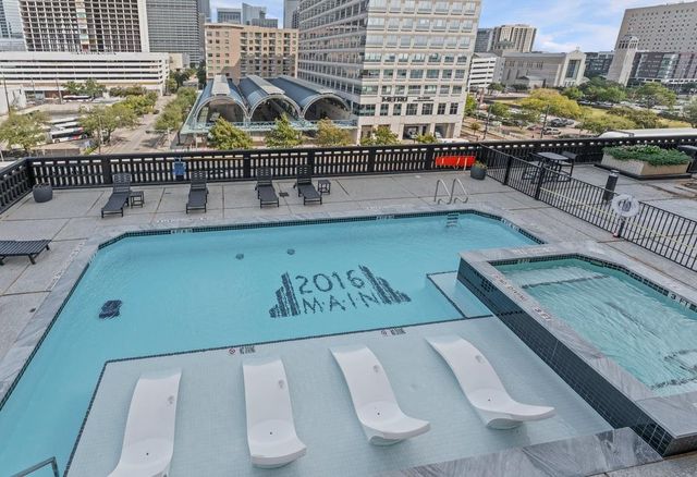 2016 Main Street 717, Houston, TX 77002