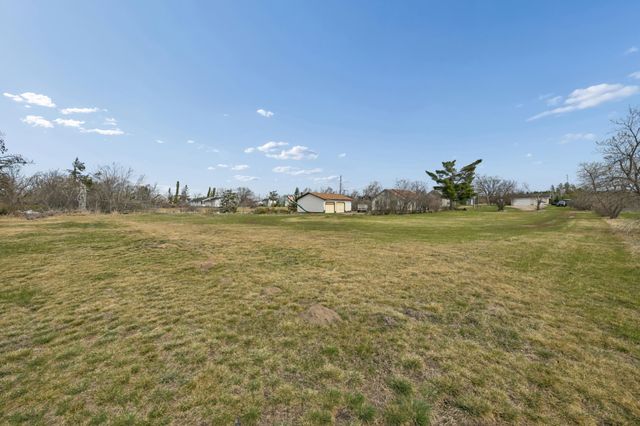 945 East Avenue NE, Bemidji, MN 56601