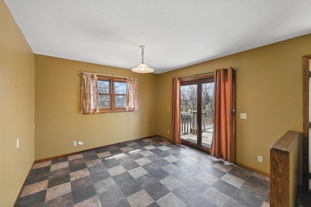 945 East Avenue NE, Bemidji, MN 56601