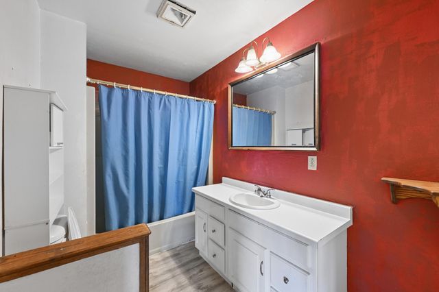 945 East Avenue NE, Bemidji, MN 56601