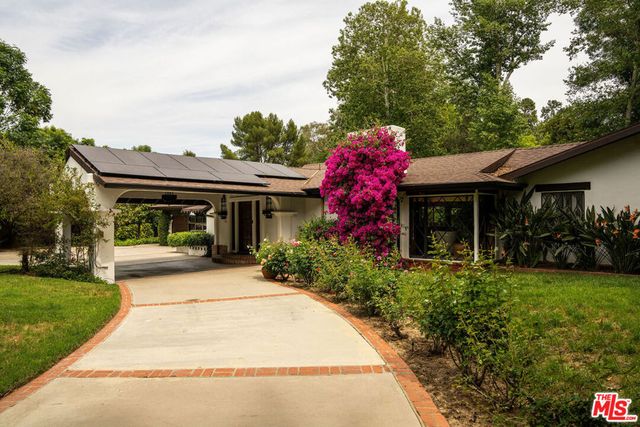 4860 Vanalden Avenue, Tarzana, CA 91356