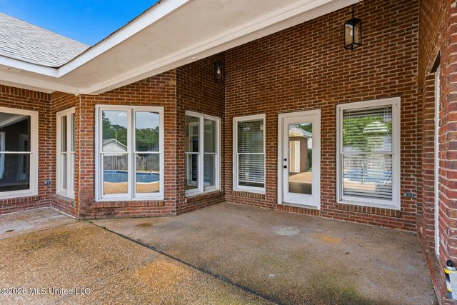 205 Cherry Drive, Brandon, MS 39042