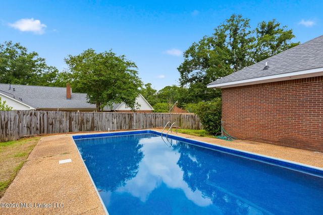 205 Cherry Drive, Brandon, MS 39042