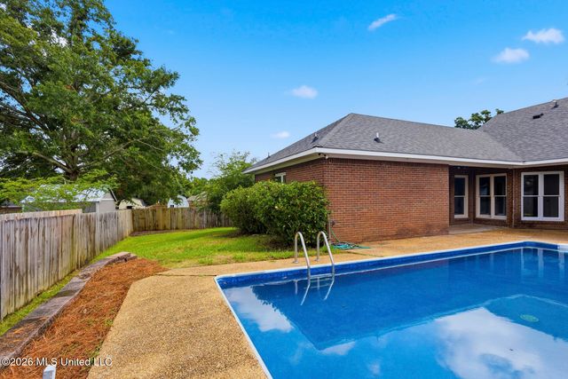 205 Cherry Drive, Brandon, MS 39042