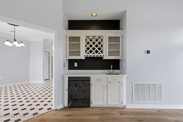 205 Cherry Drive, Brandon, MS 39042