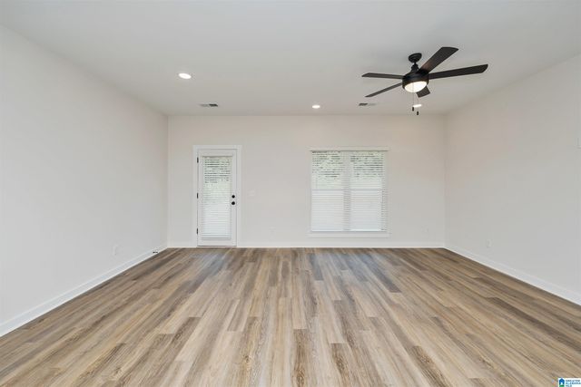 22136 VILLAGE PARKWAY, Helena, AL 35080