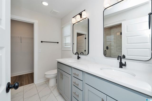22136 VILLAGE PARKWAY, Helena, AL 35080
