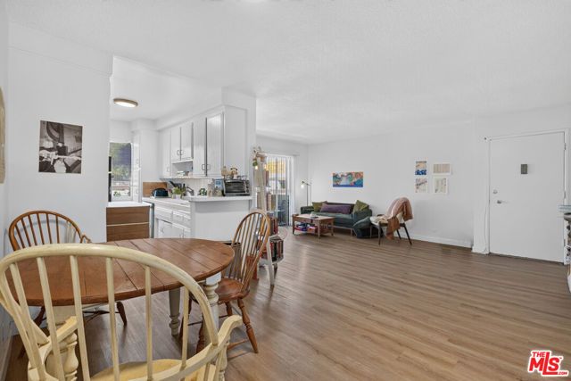 1432 N Fairfax Avenue, Los Angeles, CA 90046