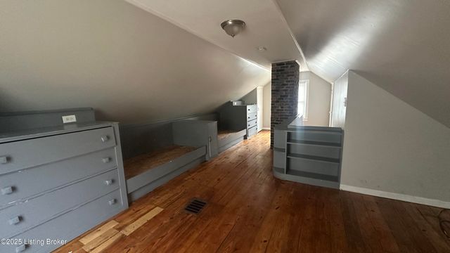 2110 Burwell Ave, Louisville, KY 40210