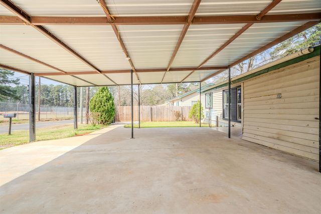 1109 Morgan St, Longview, TX 75602