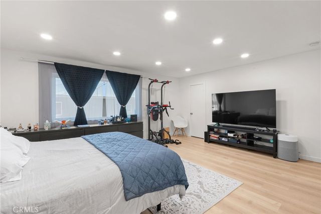 2729 Central Avenue H, El Monte, CA 91733