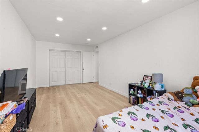 2729 Central Avenue H, El Monte, CA 91733
