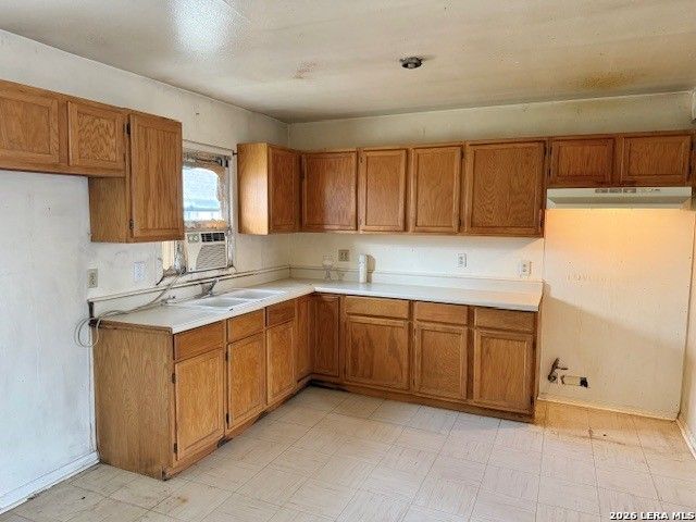 1013 E Huntington St, Beeville, TX 78102